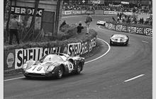 19 - Ferrari 365 P2 #0832 - Scuderia Filipinetti