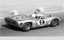 9 - Lola T70 Chevrolet #SL70/14 - Hudson Enterprises