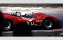 10 - McLaren Elva Mark II Chevrolet (Trojan) - Randy Hilton