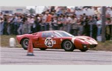 25 - Ford GT40 #AM GT-1 - Alan Mann Racing