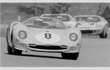 8 - Ferrari 365 P2 #0828 - Ecurie Francorchamps