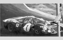 7 - Ferrari 412 P Berlinetta #0854 - D. Piper