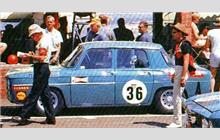 36 - Renault 8 Gordini - Team Lawson