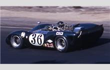 36 - Lola T70 Mk.3B Ford #SL75/122 - All American Racers