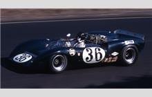 36 - Lola T70 Mk.3B Ford #SL75/122 - All American Racers