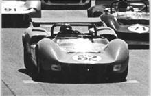 52 - McLaren Elva Mark III Chevrolet - Dana Chevrolet Racing Team