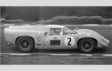 2 - Lola T70 Mk.3 GT Chevrolet #SL73/101 - Ecurie Bonnier