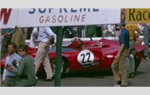 22 - Ferrari 330 P4 #0860 - North American Racing Team