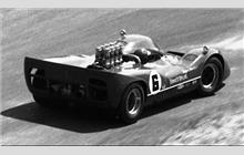 6 - McLaren M6A Chevrolet #M6A/1 - Roger Penske