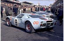 9 - Ford GT40 #1075 - J. W. Automotive Engineering Ltd.