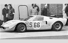 66 - Ford GT40 #1074 - J. W. Automotive Engineering Ltd.