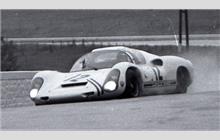 12 - Porsche 910 #001 - Gerhard Koch