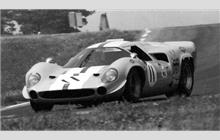 11 - Lola T70 Mk.3 GT Chevrolet #SL73/101 - Ecurie Bonnier