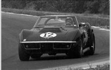 12 - Chevrolet Corvette 427 - Robert Johnson