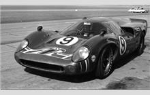 9 - Lola T70 Mk.3 GT Chevrolet #SL73/131 - American International Racing