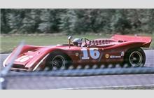 16 - Ferrari 612 P #0866 - Chris Amon