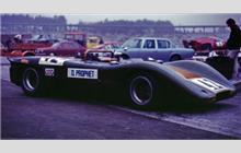 42 - McLaren M12 Chevrolet