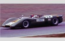 42 - McLaren M12 Chevrolet