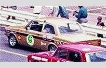 35 - Volvo 142 S - Team Lawson