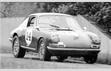 14 - Porsche 911 - Bert Everett