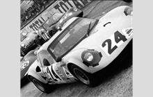 24 - Chevron B8 BMW #CH-DBE-78 - JCB Excavators Ltd.