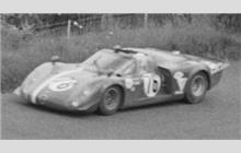 76 - Alfa Romeo T33/2 - Racing Team V.D.S.