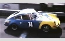 74 - Porsche 911 S #911 030 1054 - Hans-Dieter Weigel
