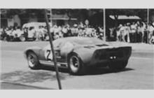 2 - Ford GT40 #1080 - Team Irmãos Unidos