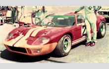 2 - Ford GT40 #1080 - Team Irmãos Unidos