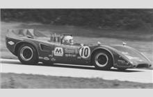 10 - Lola T160/3 Chevrolet #SL160/9 - Douglas Shierson Racing