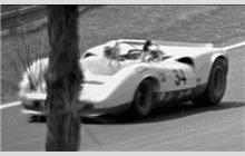 34 - Lola T70 Mk.3 Chevrolet #SL73/106 - Warren Burmester