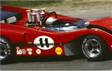 11 - McLaren M8D Chevrolet #1 - Motschenbacher Racing Ent.