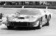 12 - Ford GT40 #1080 - Team Irmãos Unidos