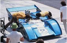 2 - McLaren M8F Chevrolet #1 - Young American Racing