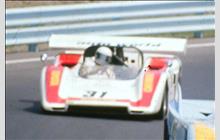31 - McLaren M8B Chevrolet #M8B/2 - Warren Agor