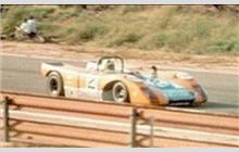 2 - Lola T212 #SL210/16a