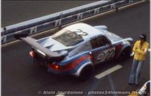 22 - Porsche 911 Carrera RSR Turbo #911 460 9102 R13 - Martini Racing Team