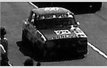 23 - Renault 10 - Team Castrol