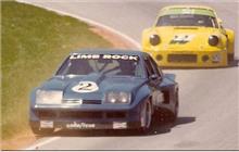 2 - Chevrolet Monza #DeKon 1002 (DeKon) - Harry Theodoracopulos