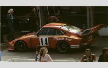 14 - Porsche 935 #930 770 0904 - Valvoline Racing