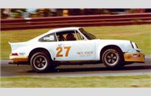 27 - Porsche 911 S #304 823