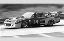 14 - Chevrolet Monza #DeKon 1014 (DeKon) - Dickinson/Holbert Racing