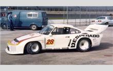 28 - Porsche 935 #930 770 0960 - Desperado Racing
