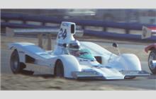 24 - Lola T333 Chevrolet - Executive Industries