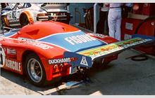15 - De Cadenet Lola T380 Ford #HU1=>LM-2 (Lola) - Fisons Agricole-Simon Phillips