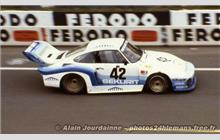 42 - Porsche 935/77A #930 890 0012 - Sekurit Racing Team