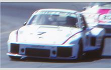 7 - Porsche 935 #001 - Vasek Polak Racing