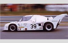 39 - De Cadenet Lola Ford (Lola) - Dorset Racing Associates