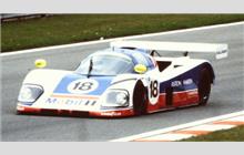 18 - Aston Martin AMR1 #05 (Courtaulds) - Aston Martin