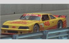 48 - Ford Mustang - Lindley Racing